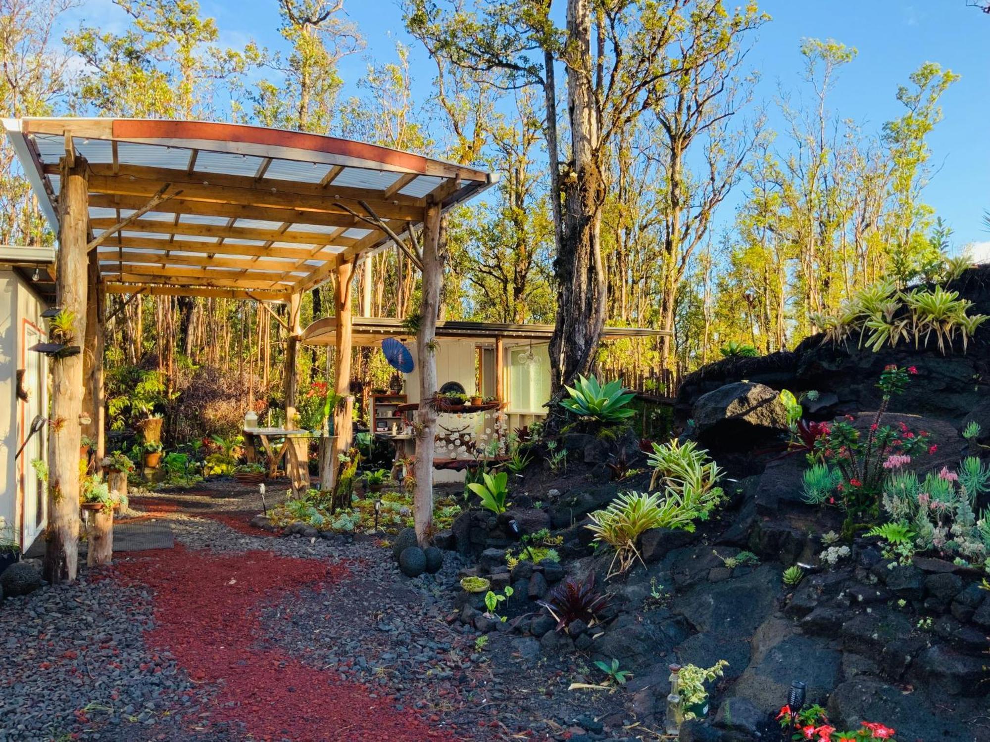 Exotic Garden Cottage At Amazing Volcano Fissure Mountain View エクステリア 写真